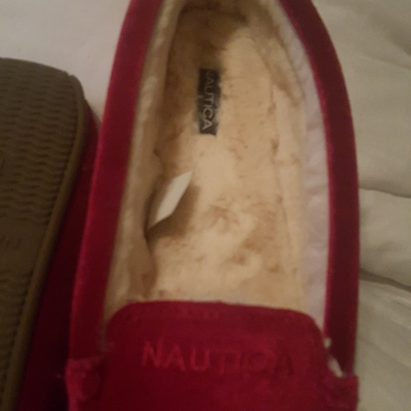 New beautiful burgundy velour Nautica Moccasins 10 - Picture 5 of 6